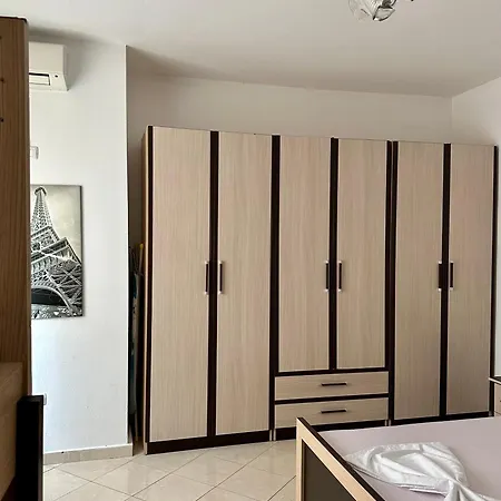Apartament Coastal Bliss Retreat Durrës