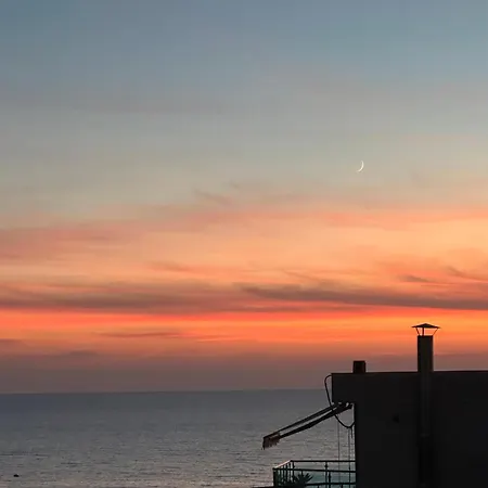 Coastal Bliss Retreat Apartament