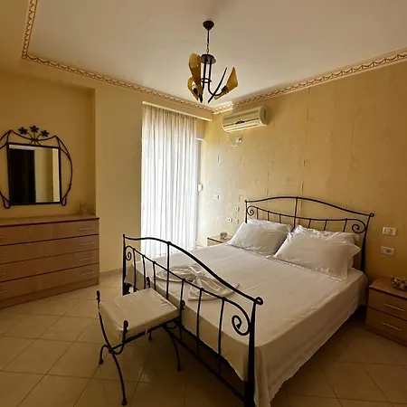 Coastal Bliss Retreat Apartament