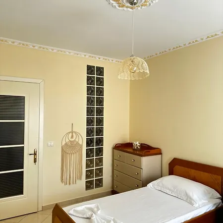 Apartament Coastal Bliss Retreat Durrës